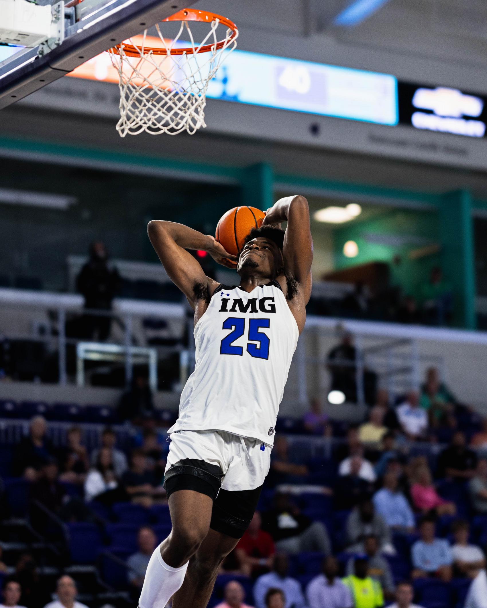 Img academy discount basketball roster 2019